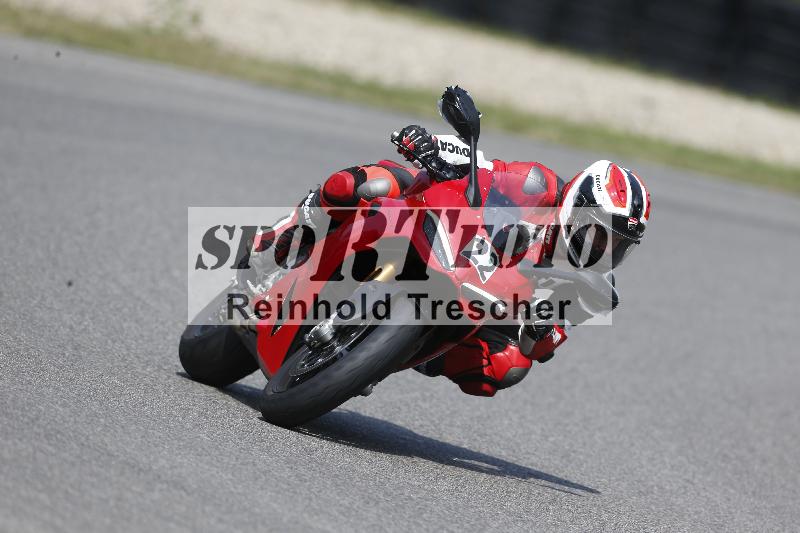 /49 26.08.2025 Cornu Master School ADR/gruen-vert/22